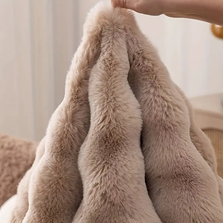 Tapis Rond en Fausse Fourrure de Lapin – Doux, Luxueux et Lavable