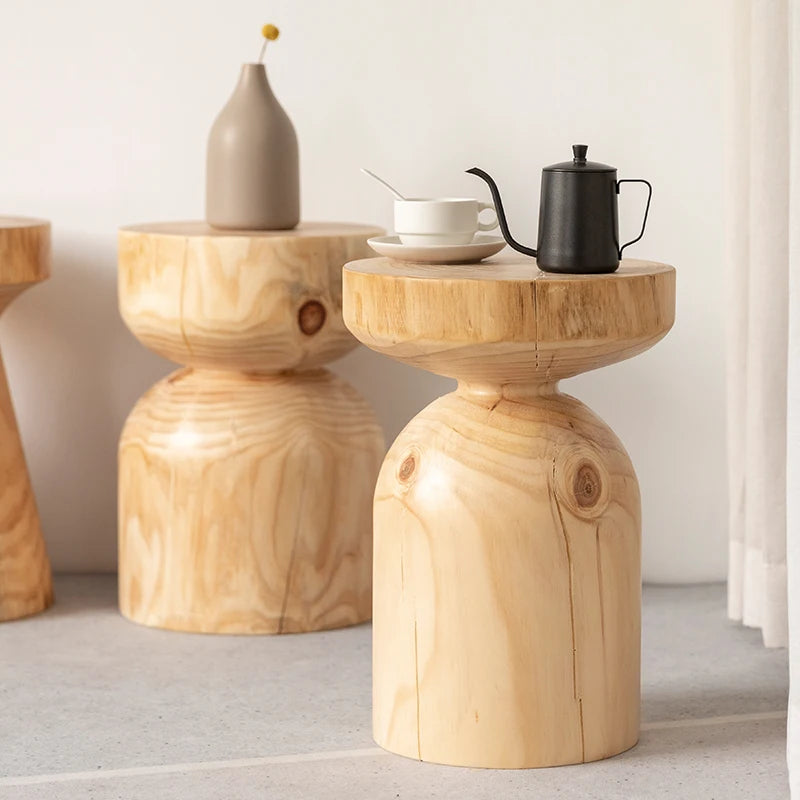Tabouret en bois artisanal – Élégance rustique et décoration naturelle