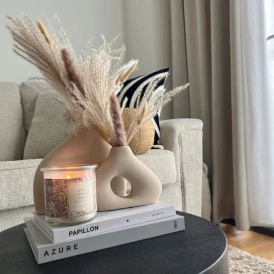 Vases décoratifs oblongs – Céramique sculptée