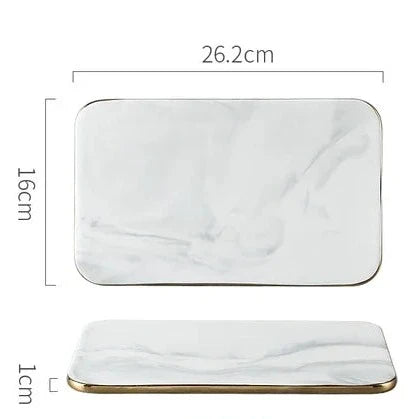 Planche à découper en marbre effet luxe – Finition dorée élégante